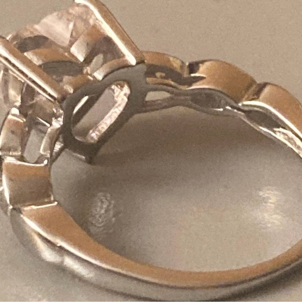 Pink CZ heart ring - Picture 4 of 6